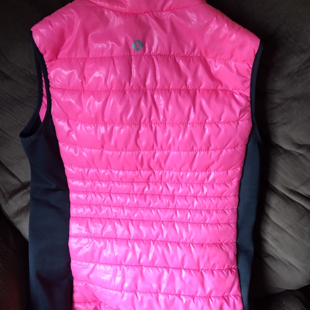 Vest - Picture 7 of 7